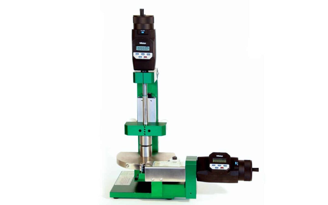 axial-torsional_extensometer_calibrator-Model_3590AT-overview