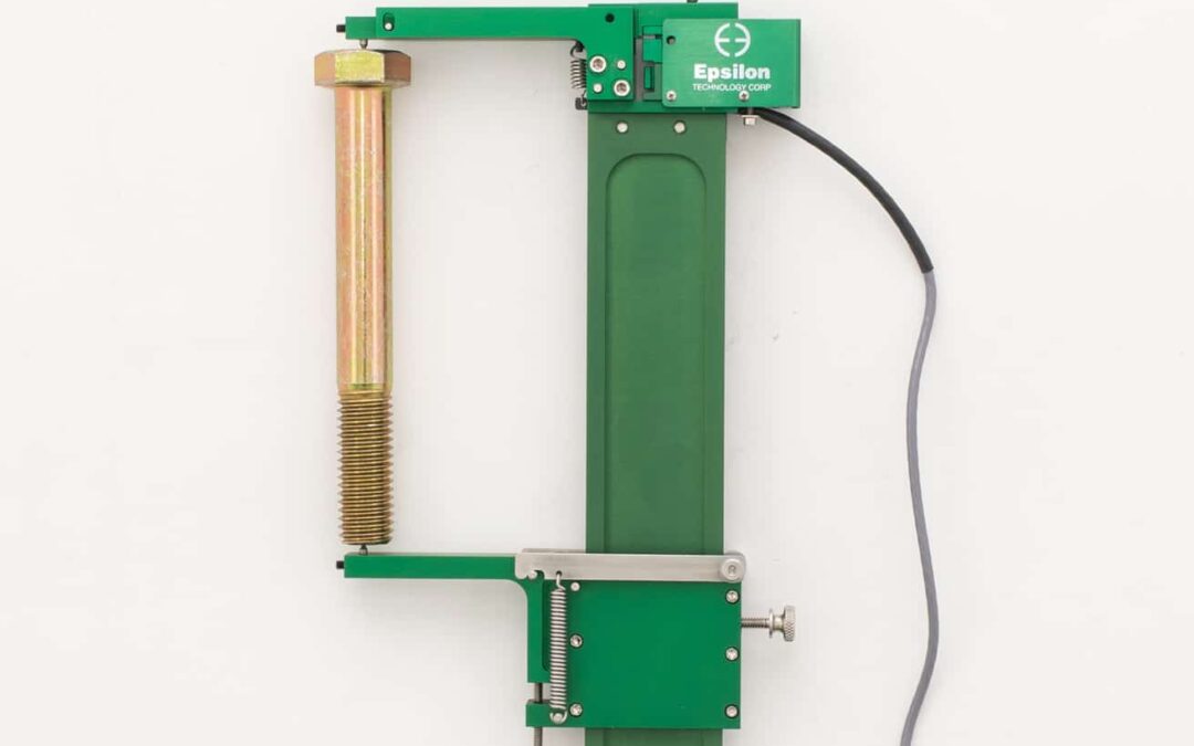 fastener_proof_testing_extensometer-Model_3565